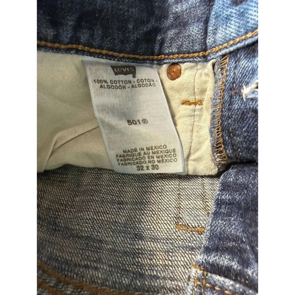 Levi's 501 Jeans Men 30x27 Blue Straight Leg Button Fly Denim‎ Classic